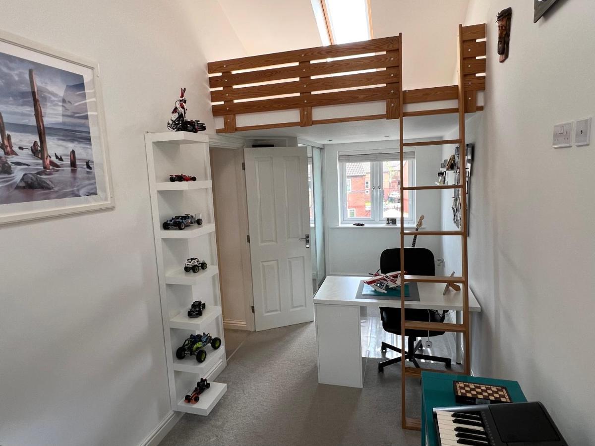 Simply Stunning 2 Bedroom Home With Parking Space 노팅엄 외부 사진