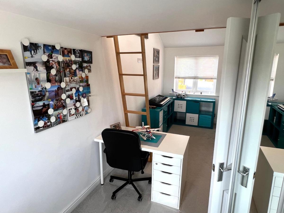 Simply Stunning 2 Bedroom Home With Parking Space 노팅엄 외부 사진